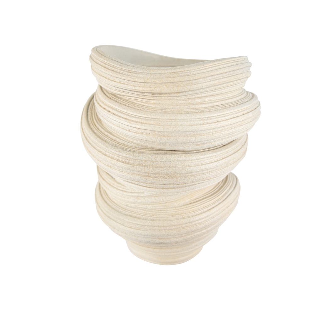 Vardy White Resin Irreg Loop Vase